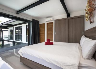 Modern 5 Bedrooms pool villa for sale in Rawai