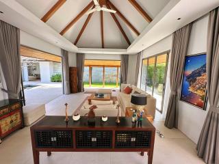 Resale - Anchan Lagoon 4 bedrooms with private pool for Sale