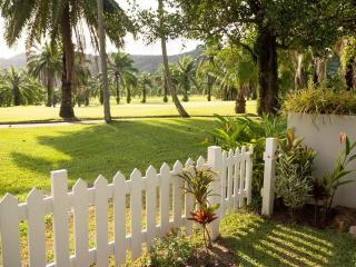 Loch palm 2 bedrooms townhouse on golf course