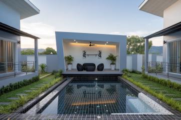 3 Bedrooms, Luxury Private Pool Villa In Rawai For Sale