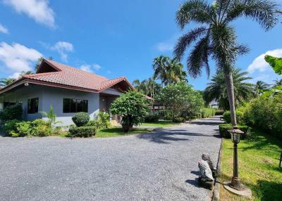 Resale Private Pool Villa With 3 Bedrooms In Rawai