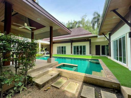 3 bedrooms pool villa near British international school Phuket, Koh Kaew