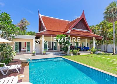Spacious 3 bedrooms Private Pool Villa in Rawai, Phuket