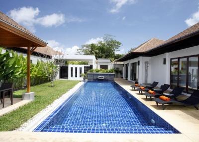 Luxury 4 bedrooms villa with Private Pool near Beaches in Rawai, Phuket