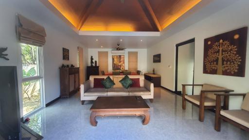 Spacious 3 Bedroom Villa with Private Pool in Nai-Harn, Rawai