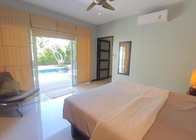 Spacious 3 Bedroom Villa with Private Pool in Nai-Harn, Rawai