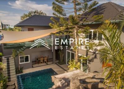 Private Pool Villa with 4 Bedrooms in Rawai, Phuket