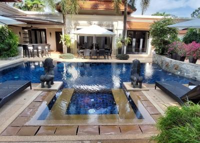 Luxurious 5-Bedroom Villa with Private Pool in Sai Taan, Phuket