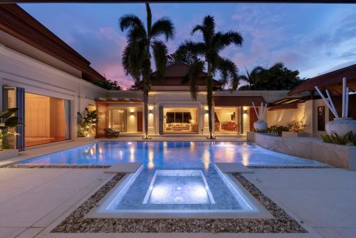 Luxurious 5 Bedroom Villa for Sale in Sai Taan, Phuket