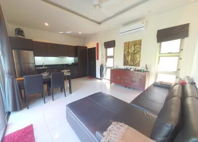 Luxurious 4bedroom Villa for Resale in Nai Harn, Phuket