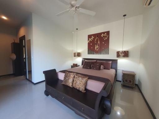 Luxurious 4bedroom Villa for Resale in Nai Harn, Phuket