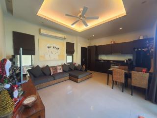 Luxurious 4bedroom Villa for Resale in Nai Harn, Phuket