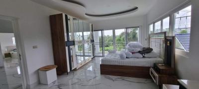 Spacious 3-Bedroom Villa with Private Pool in Rawai!