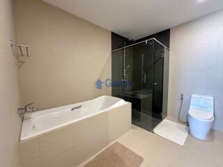 1 Bedroom Condo in Gardenia Pattaya Jomtien C010846