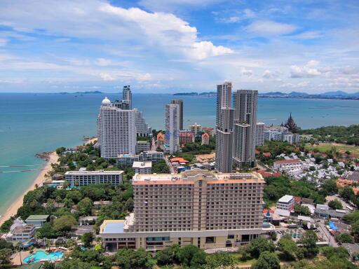 1 Bedroom Condo in The Riviera Wong Amat Beach Wongamat C008492