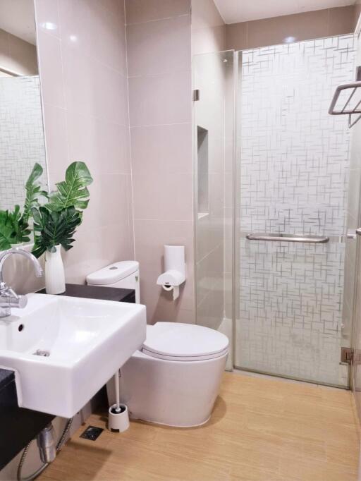 Studio Condo listed for ฿ 2,900,000.