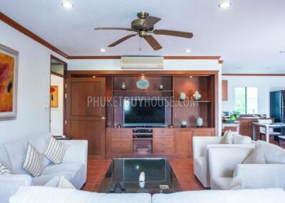 BAN6220: Cozy House with a Magical View and 3+1 Bedrooms in Laguna area