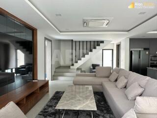 5 Bedroom House for in Jomtien (sale or rent)