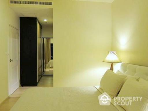 1-BR Condo at Noble Reform Aree near BTS Ari