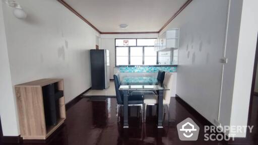 3-BR Apt. near BTS Phrom Phong