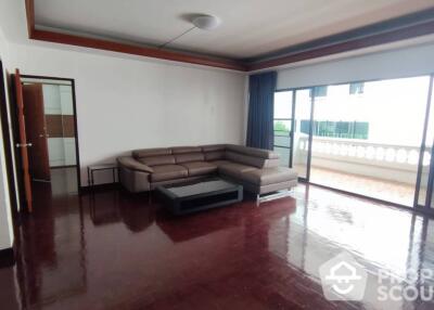 3-BR Apt. near BTS Phrom Phong