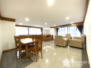 2-BR Condo at Supalai Place Sukhumvit 39 near BTS Phrom Phong