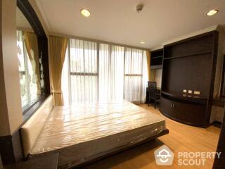 2-BR Condo at Supalai Place Sukhumvit 39 near BTS Phrom Phong