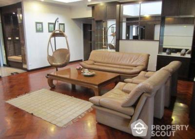 4-BR Apt. near MRT Phetchaburi