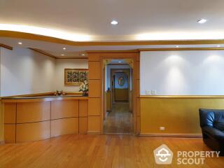 3-BR Condo at Nusa State Tower Condominium near BTS Saphan Taksin (ID 436294)