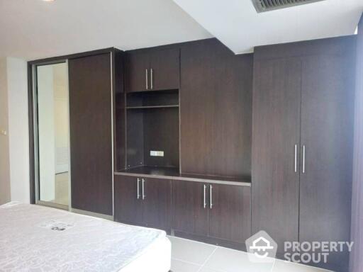 2-BR Apt. near BTS Phrom Phong