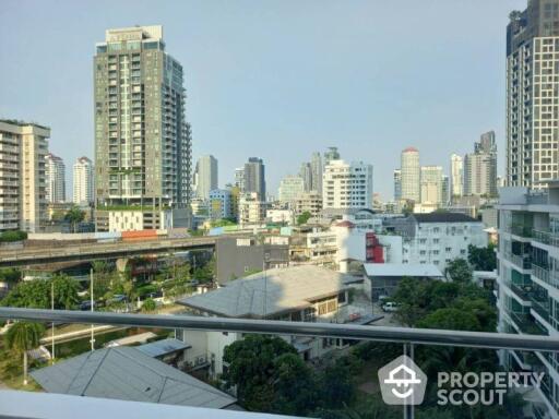 2-BR Apt. near BTS Phrom Phong