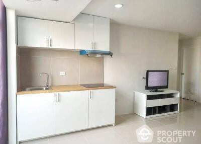 2-BR Apt. near BTS Phrom Phong