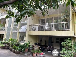 2-BR Apt. near BTS Phrom Phong