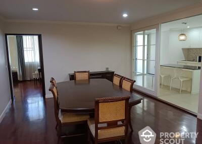 3-BR Condo at Newton Tower Condominium near BTS Nana