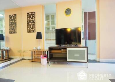 1-BR Condo at Petch 9 Tower near BTS Ratchathewi (ID 512066)