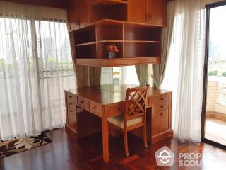 2-BR Condo at Richmond Palace Condominium near BTS Phrom Phong (ID 513902)