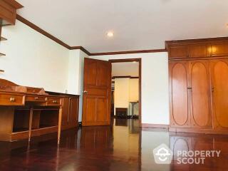 4-BR Apt. near BTS Phrom Phong (ID 370934)