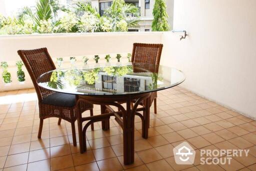 4-BR Apt. near BTS Phrom Phong