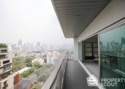 4-BR Apt. near BTS Phloen Chit