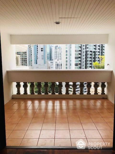 4-BR Apt. near BTS Phrom Phong