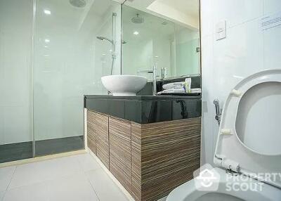 3-BR Serviced Apt. near BTS Phrom Phong