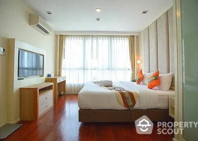 3-BR Serviced Apt. near BTS Phrom Phong