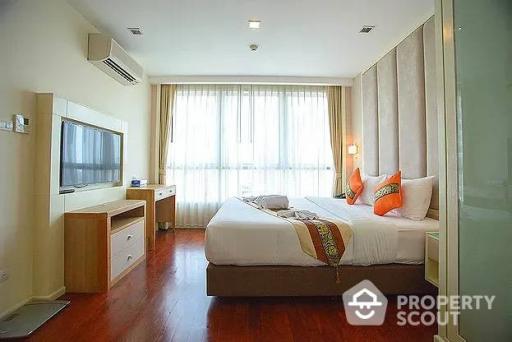 3-BR Serviced Apt. near BTS Phrom Phong