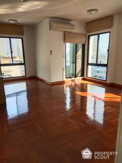 3-BR Condo at Vanicha Park Langsuan near BTS Chit Lom