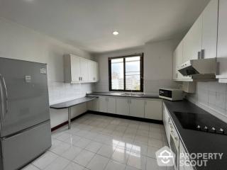 2-BR Apt. near BTS Phrom Phong