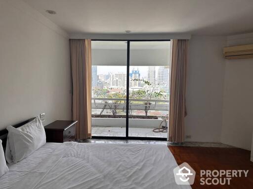 3-BR Serviced Apt. near BTS Chong Nonsi