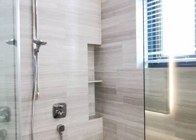 2-BR Condo at The Diplomat 39 near BTS Phrom Phong (ID 514185)