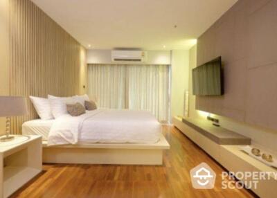 2-BR Serviced Apt. near MRT Sukhumvit