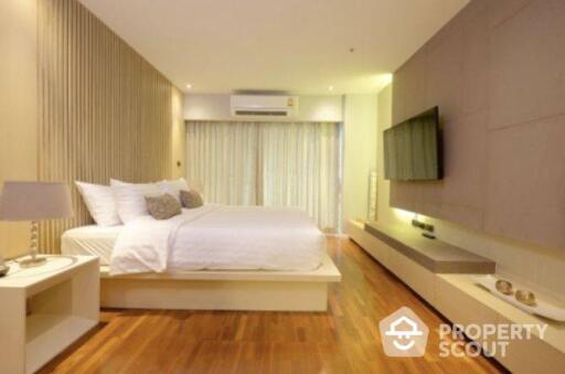 2-BR Serviced Apt. near MRT Sukhumvit