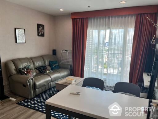 2-BR Condo at Centric Sathorn-St. Louis near BTS Surasak